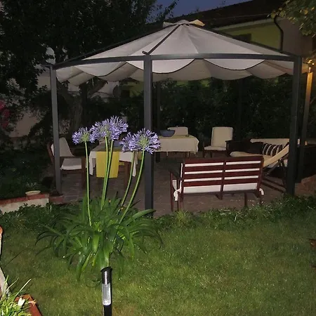 Casa Stefania Guest house *